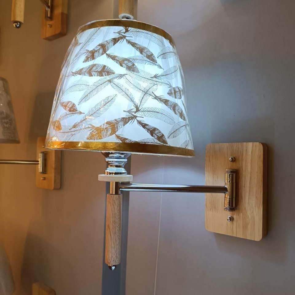 Wall hanging lamp