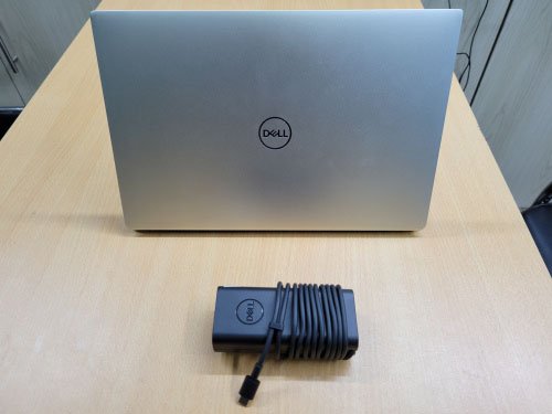 Dell XPS 13 9380 Core i7 8th Gen 16GB RAM / 512GB SSD